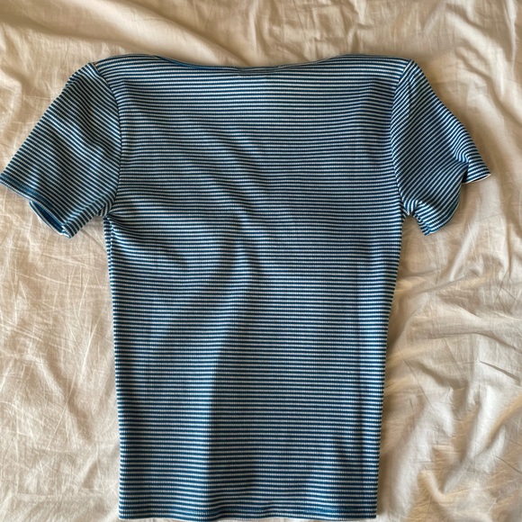 Blue and white striped Crop top - Picture 2 of 3